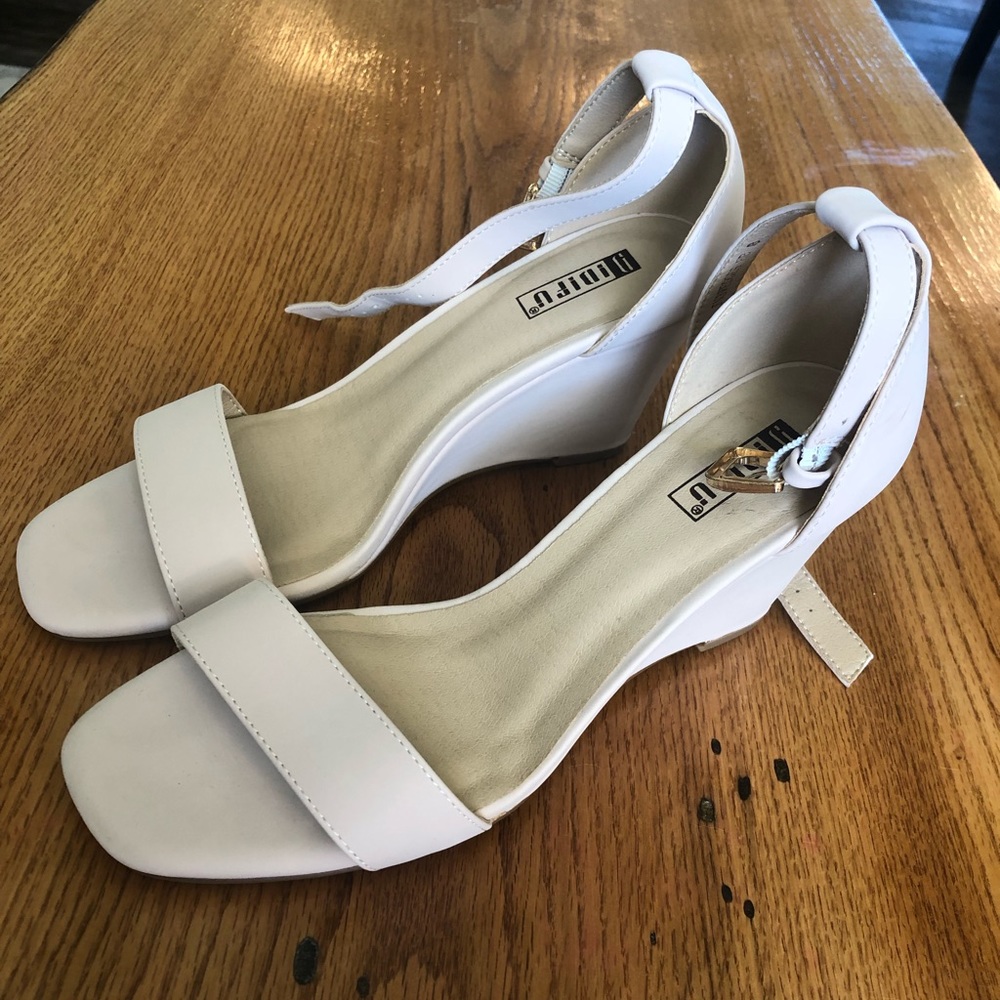 Wedge heel, tan, size 8.